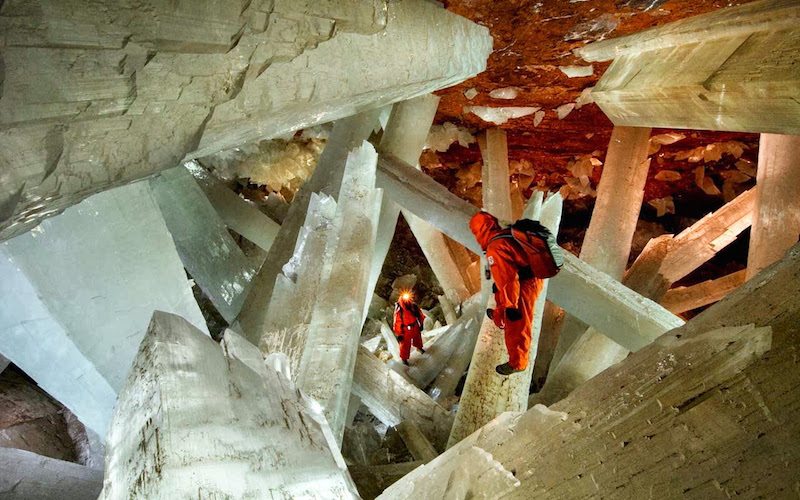 2 Crystal Cave of Giants, Mexico1