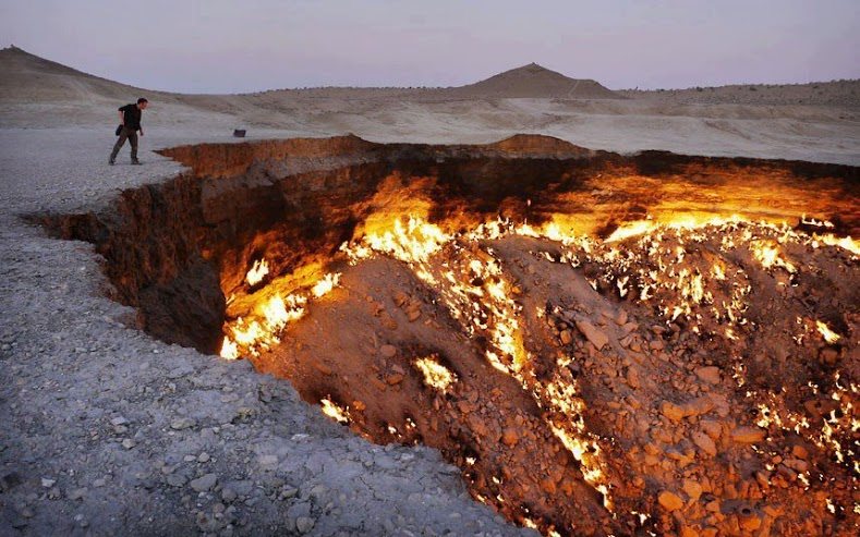 3 Door to Hell, Derweze, Turkmenistan1