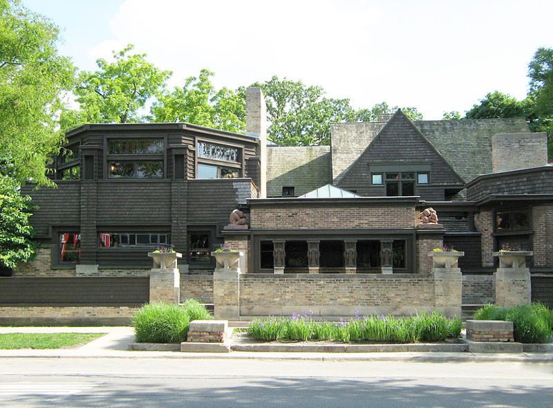 3.1 Wright's studio (1898) viewed from Chicago Avenue