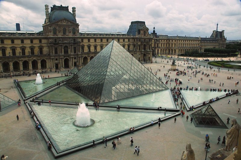 6.4 Louvre
